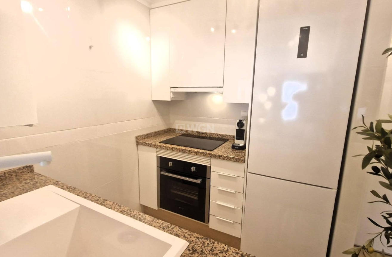 Resale - Apartment / flat - Torrevieja - Torreblanca