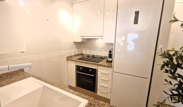 Resale - Apartment / flat - Torrevieja - Torreblanca