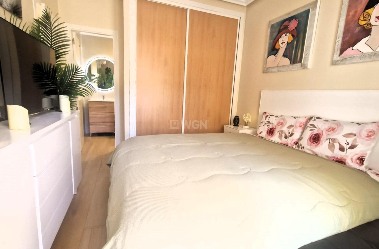 Resale - Apartment / flat - Torrevieja - Torreblanca