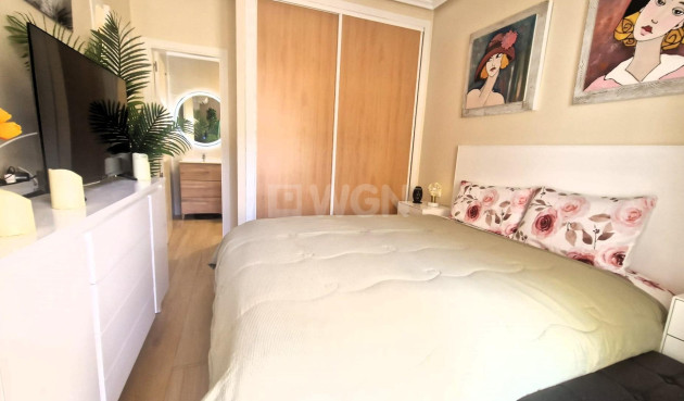 Resale - Apartment / flat - Torrevieja - Torreblanca