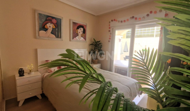 Resale - Apartment / flat - Torrevieja - Torreblanca