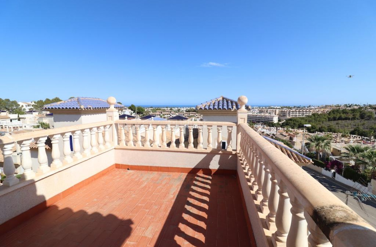 Resale - Villa - Orihuela Costa - Costa Blanca