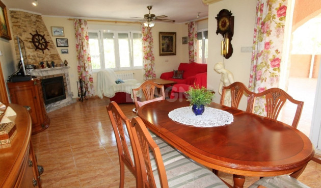 Resale - Villa - Torrevieja - Los Balcones