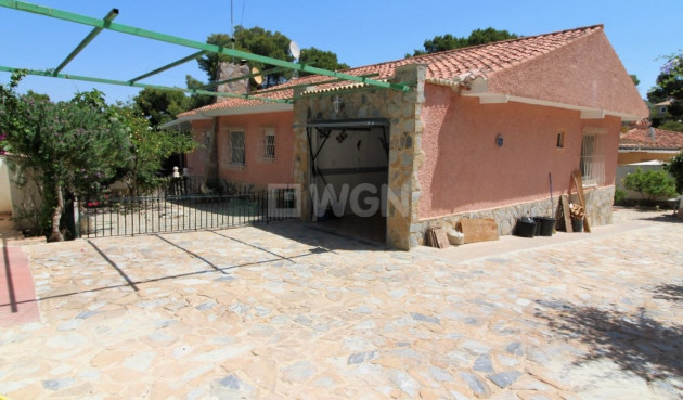 Resale - Villa - Torrevieja - Los Balcones