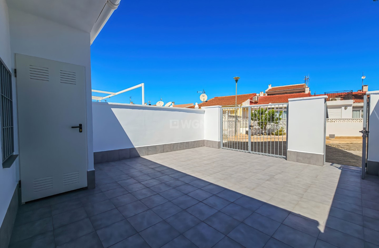 Resale - Bungalow - Torrevieja - Costa Blanca