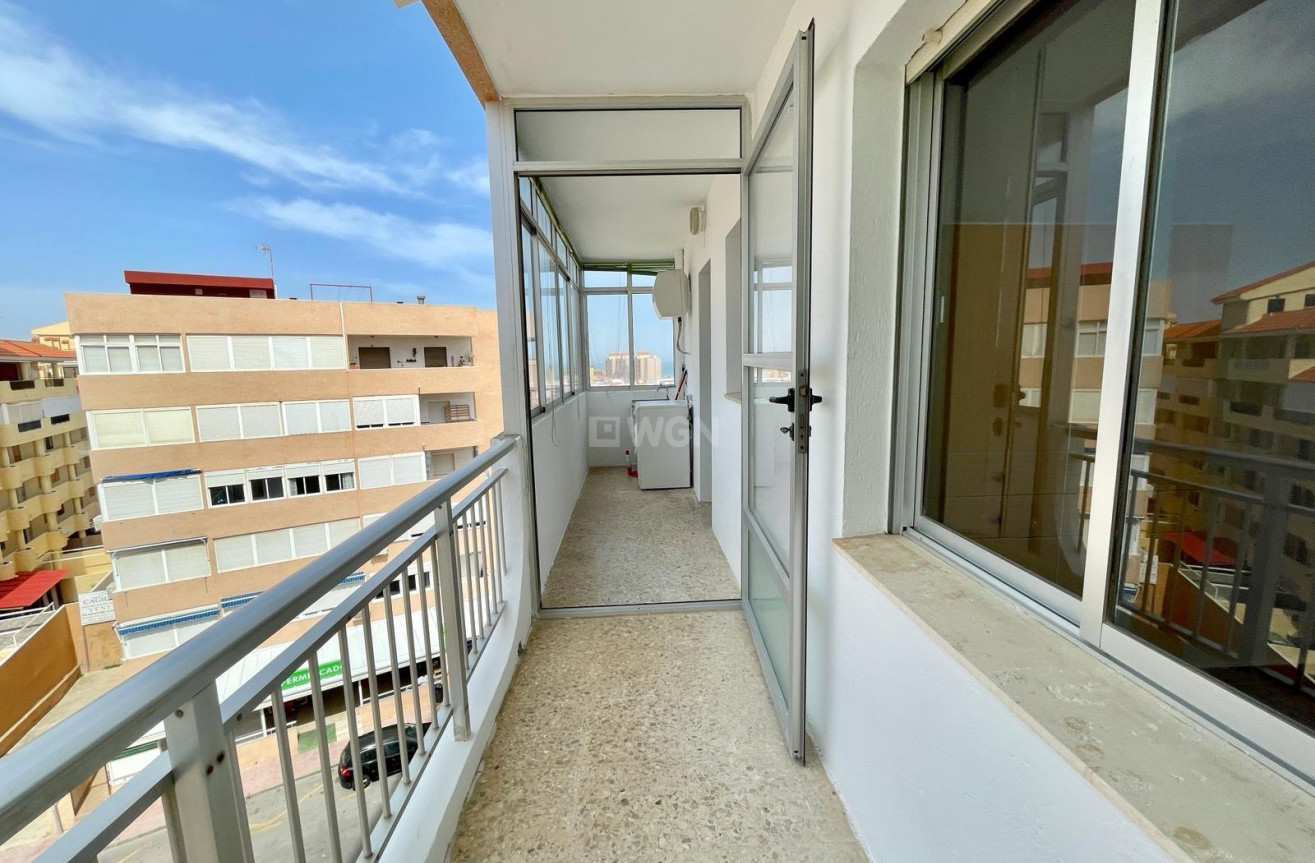 Reventa - Apartamento / piso - Torrevieja - La Mata