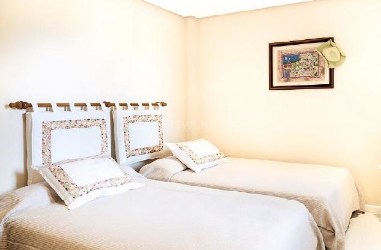 Resale - Villa - Villajoyosa - Playa