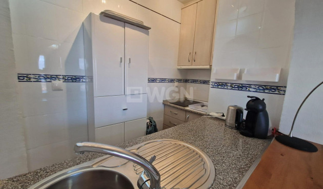 Resale - Apartment / flat - Torrevieja - Paseo Maritimo