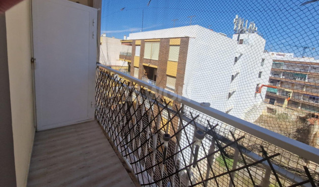 Reventa - Apartamento / piso - Torrevieja - Paseo Maritimo