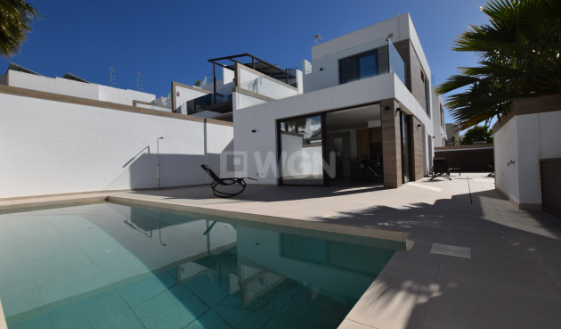 Odsprzedaż - Villa - Benijofar - Costa Blanca