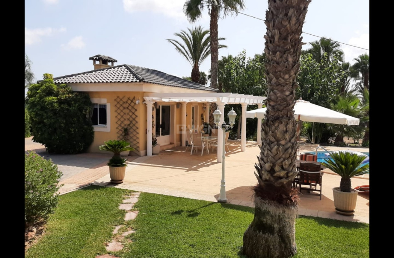 Odsprzedaż - Villa - San Fulgencio - Costa Blanca