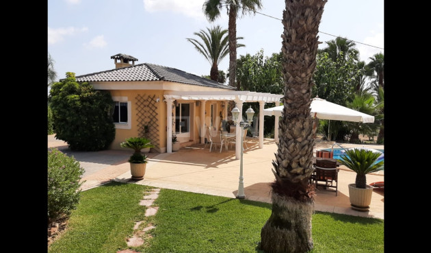 Odsprzedaż - Villa - San Fulgencio - Costa Blanca