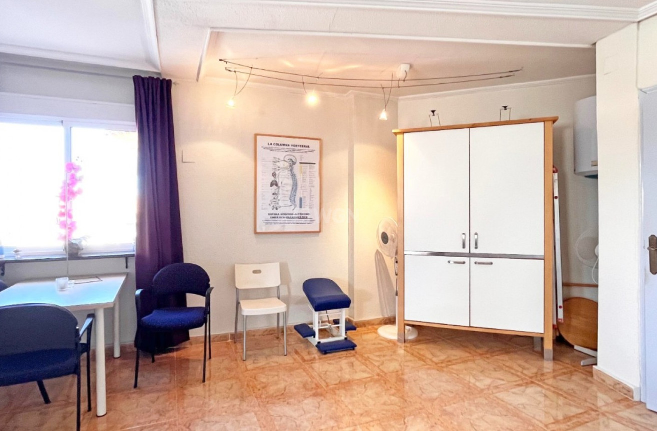 Resale - Apartment / flat - Orihuela Costa - Costa Blanca