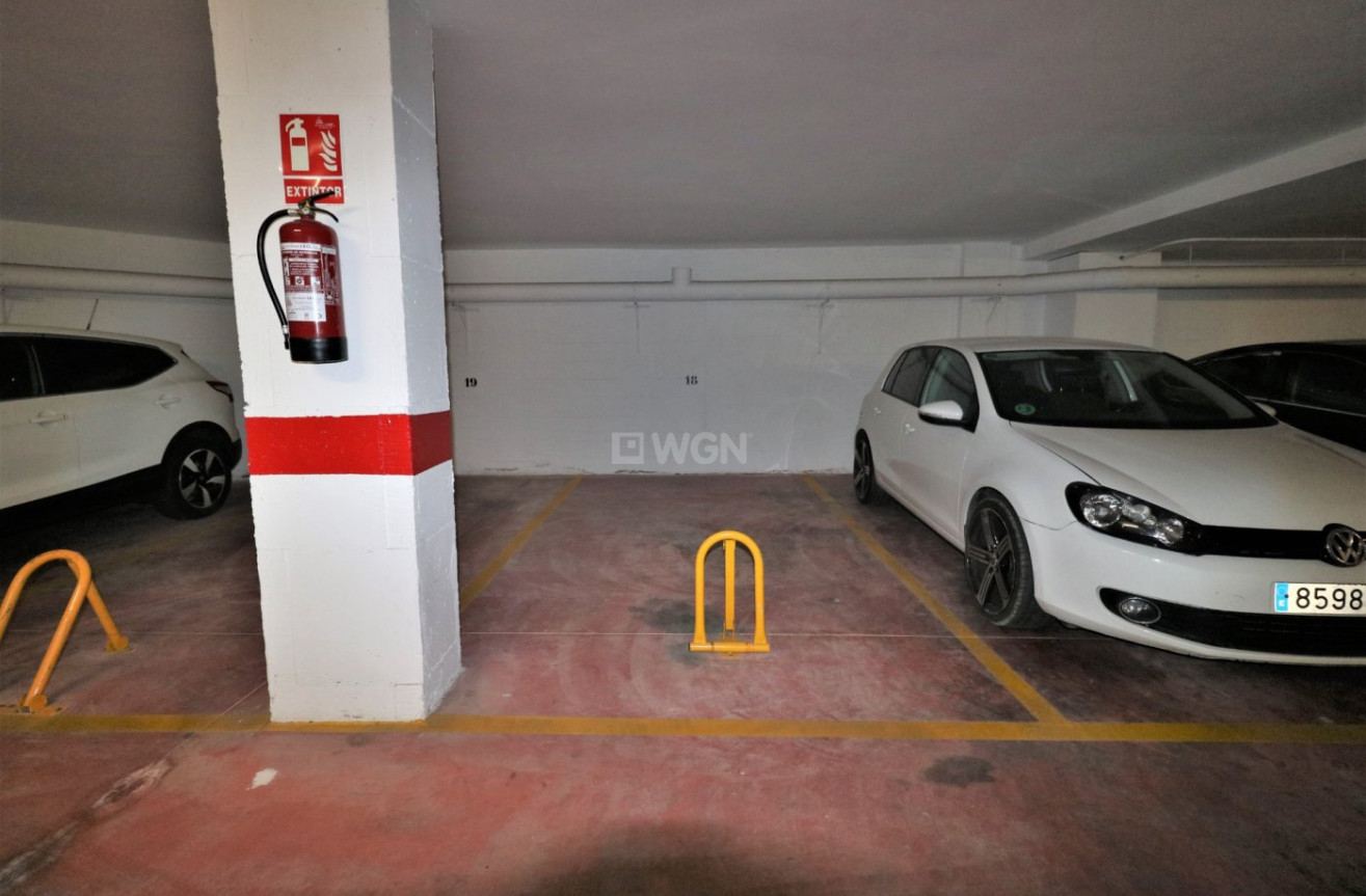 Reventa - Parking - Torrevieja - Acequion