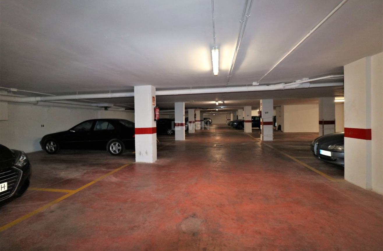 Reventa - Parking - Torrevieja - Acequion