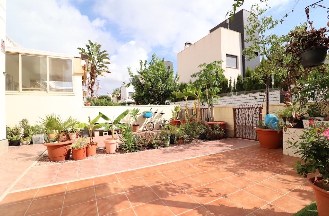 Resale - Villa - Orihuela Costa - Costa Blanca