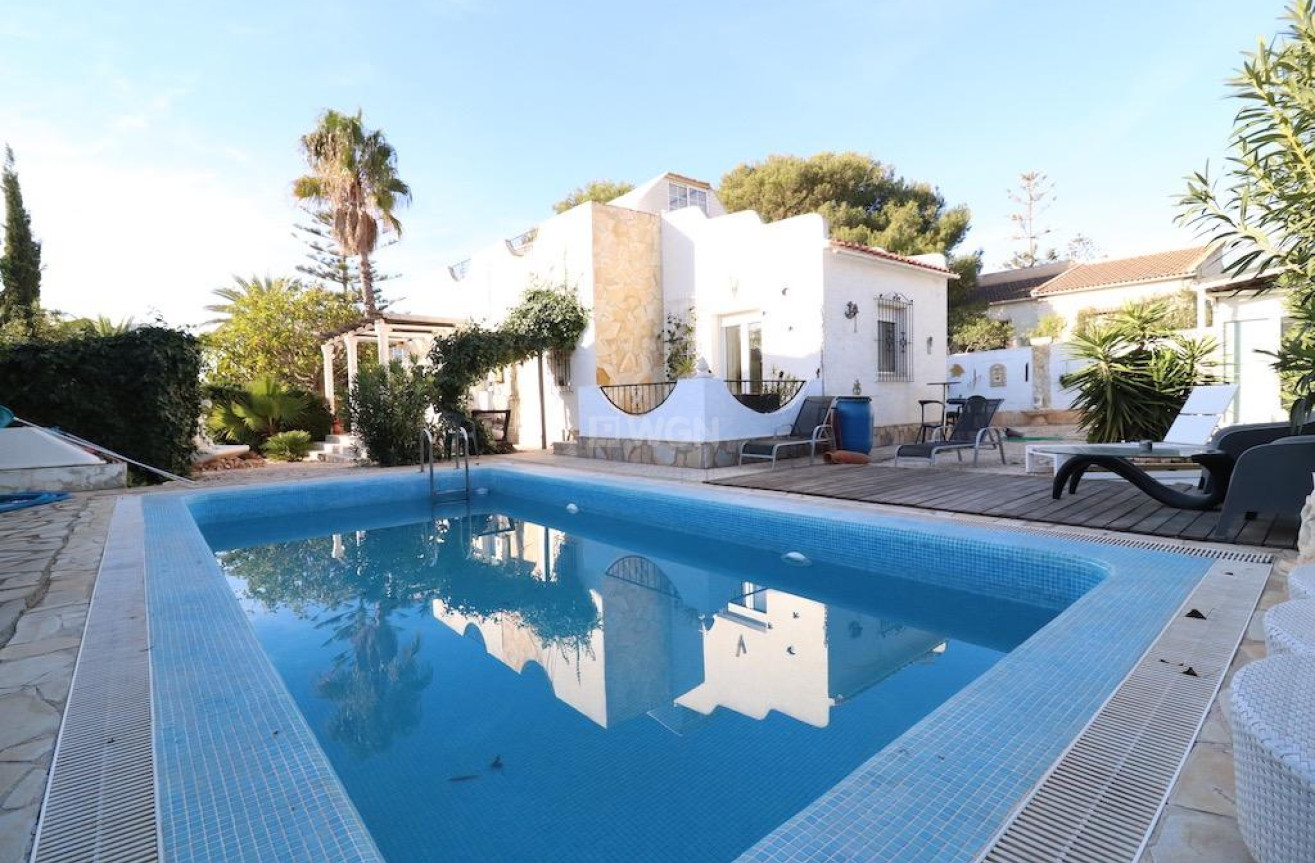 Odsprzedaż - Villa - Orihuela Costa - Costa Blanca