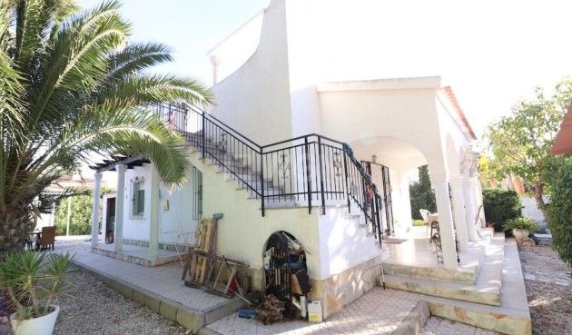 Resale - Villa - Orihuela Costa - Costa Blanca