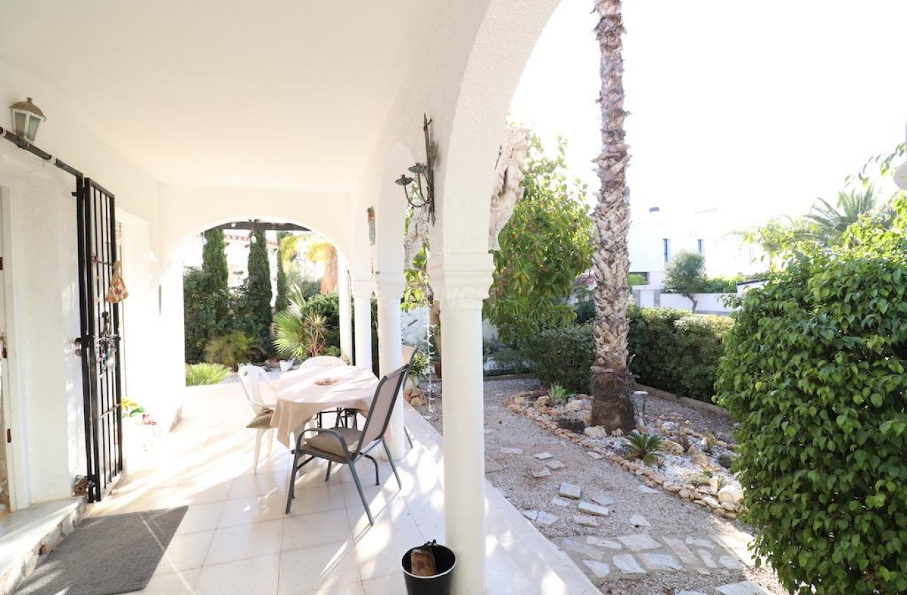 Odsprzedaż - Villa - Orihuela Costa - Costa Blanca