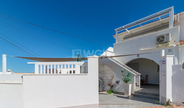 Resale - Bungalow - Torrevieja - Aguas Nuevas 1