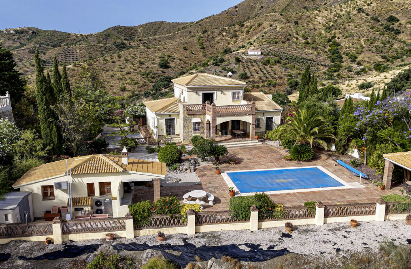 Resale - Villa - Vinuela - Inland