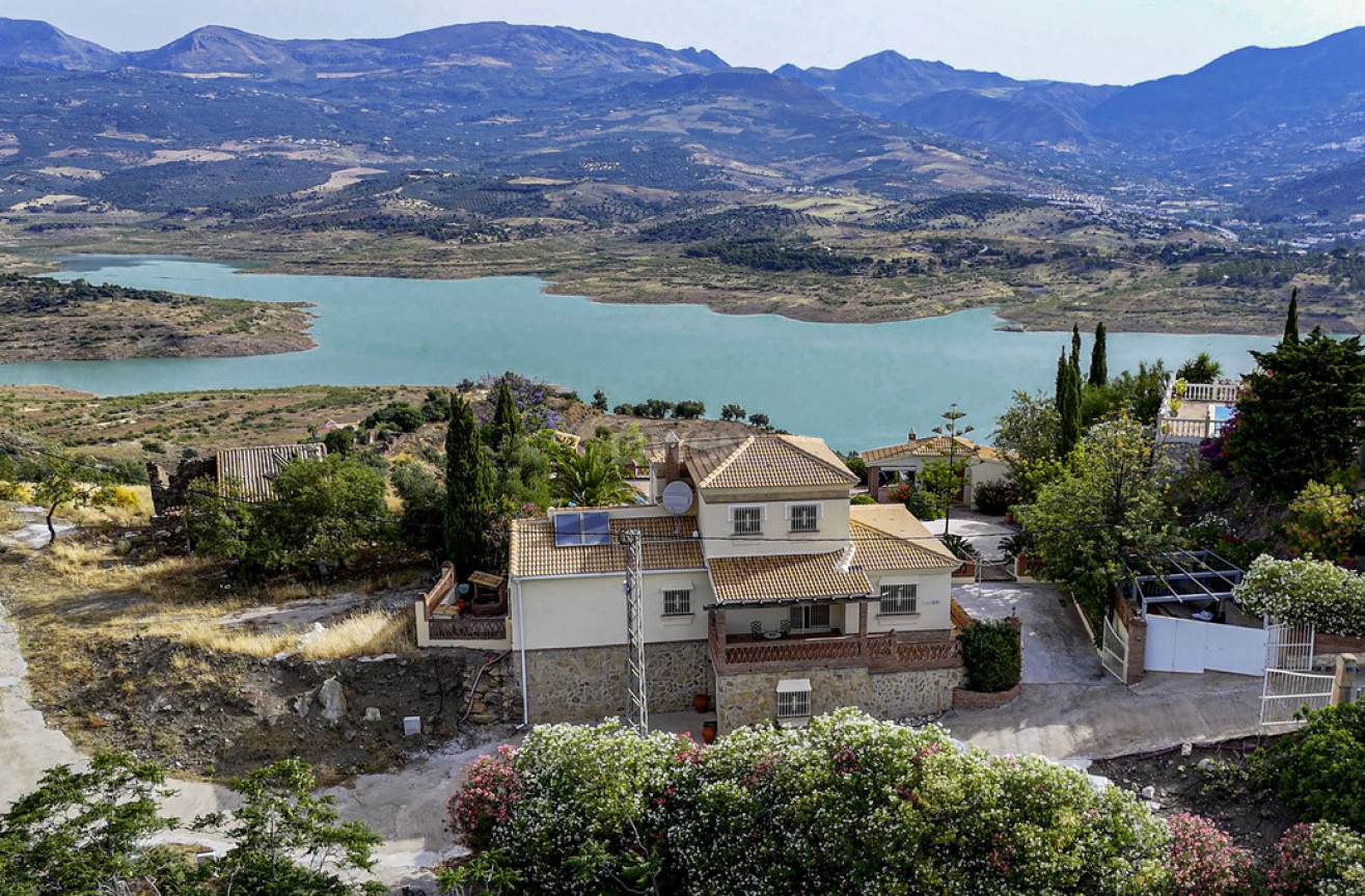 Resale - Villa - Vinuela - Inland