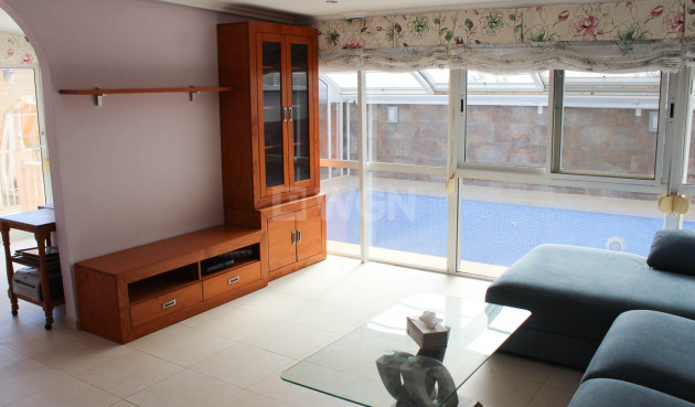 Resale - Villa - Torrevieja - Costa Blanca