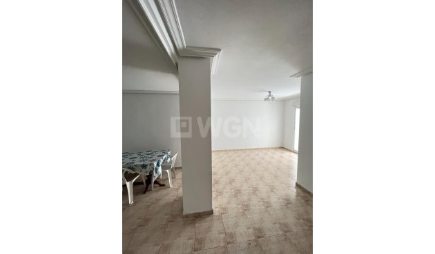 Resale - Apartment / flat - Torrevieja - Playa del Cura