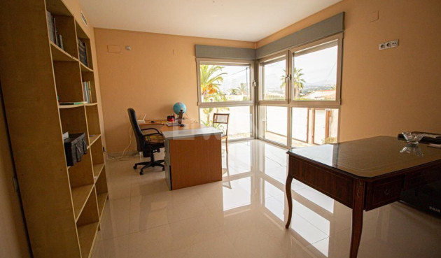 Resale - Villa - Alfas del Pí - Albir