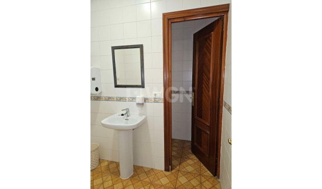 Reventa - Villa - Elda - 03600