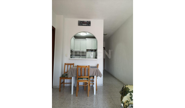 Reventa - Apartamento / piso - Torrevieja - Estacion De Autobuses