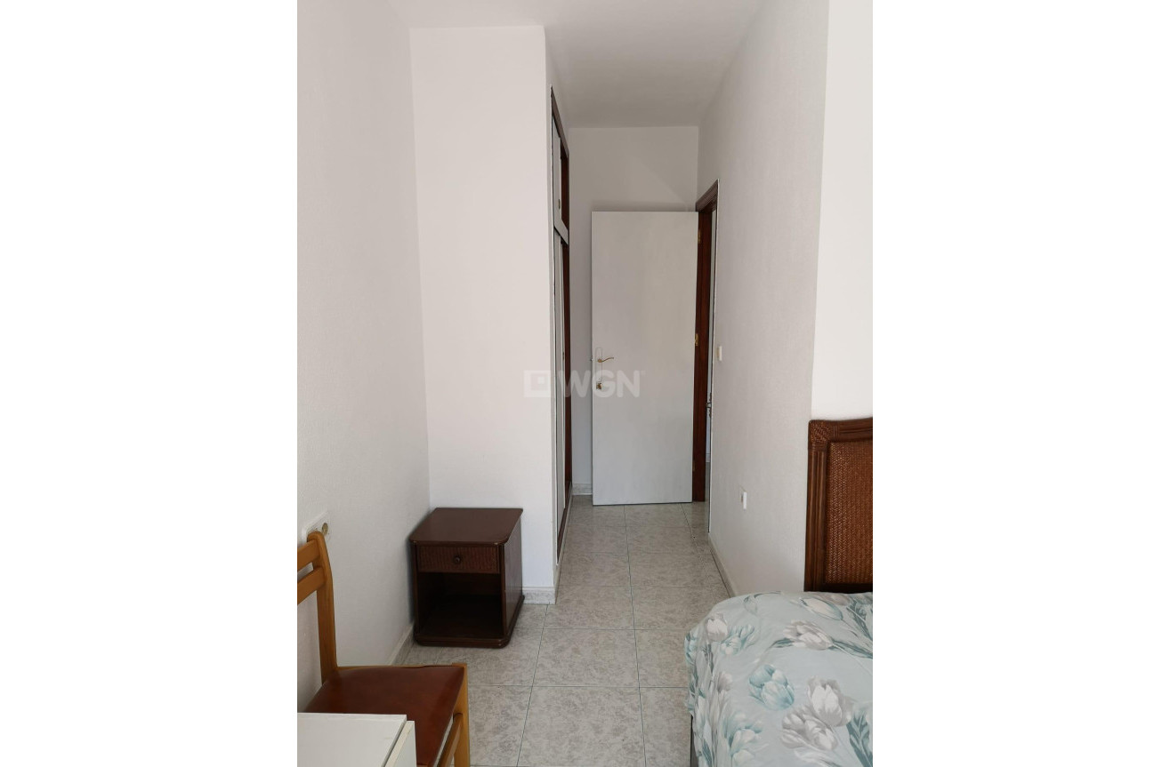 Reventa - Apartamento / piso - Torrevieja - Estacion De Autobuses