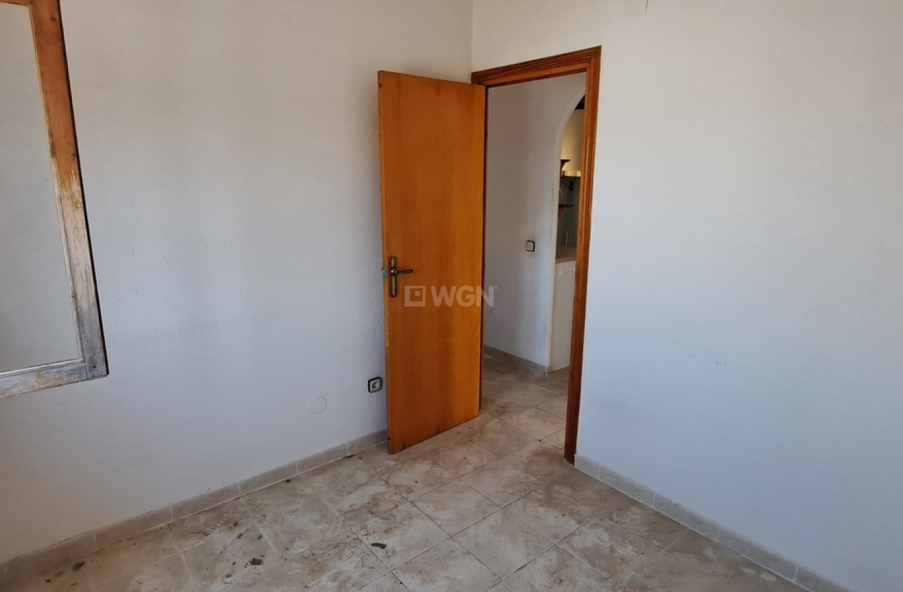 Resale - Apartment / flat - Villamartin - Costa Blanca