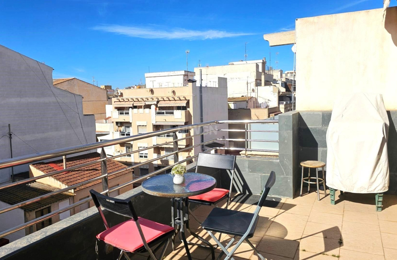 Resale - Apartment / flat - Torrevieja - Centro