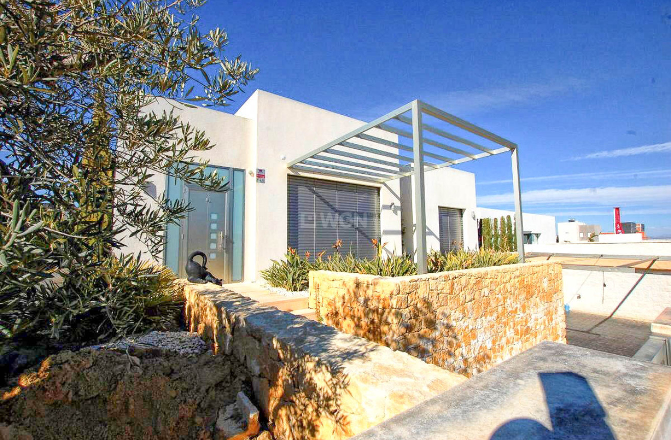 Resale - Villa - Benijofar - Costa Blanca