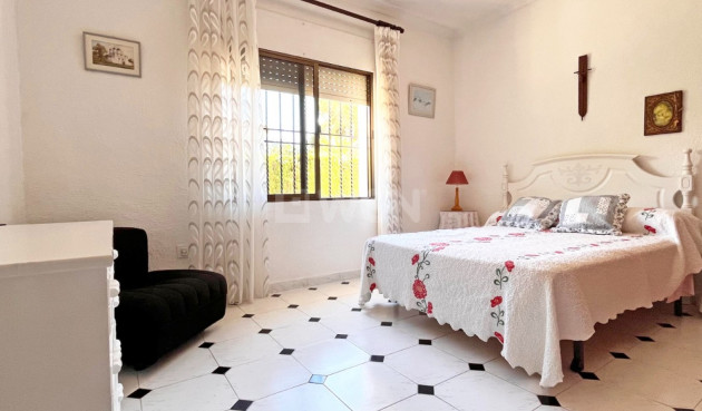 Resale - Villa - Orihuela Costa - Costa Blanca