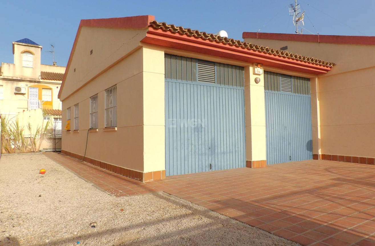 Odsprzedaż - Villa - Los Alcázares - Pueblo Patricia