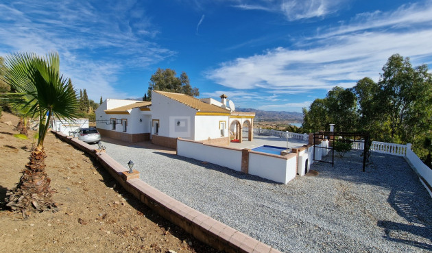 Reventa - Villa - Vinuela - Inland