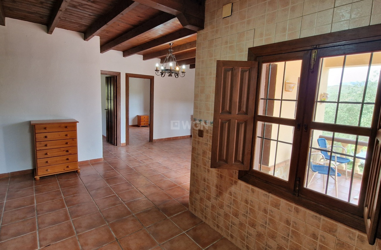 Resale - Villa - Vinuela - Inland