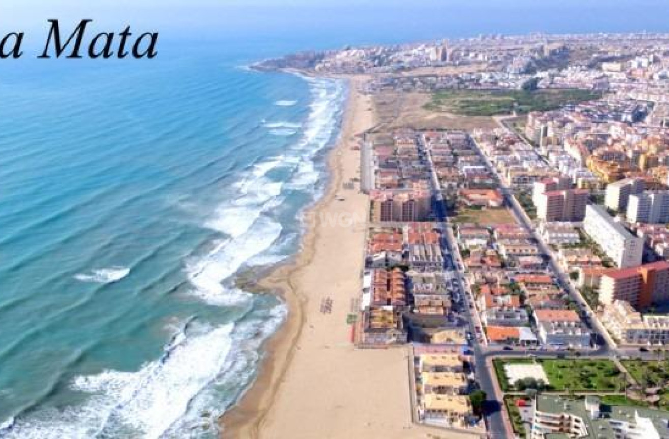 Resale - Apartment / flat - Torrevieja - La Mata