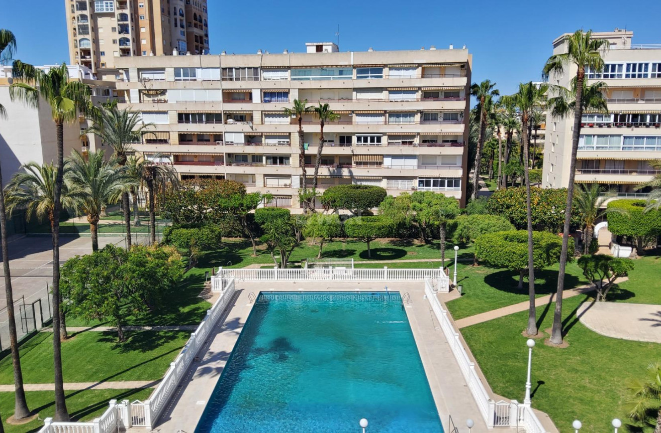 Odsprzedaż - Daszek - Torrevieja - Playa de los Locos