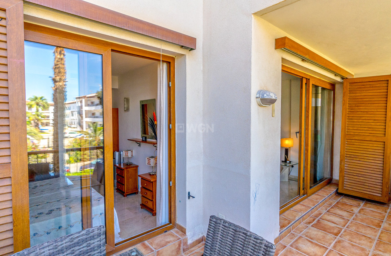 Resale - Apartment / flat - Punta Prima - Costa Blanca