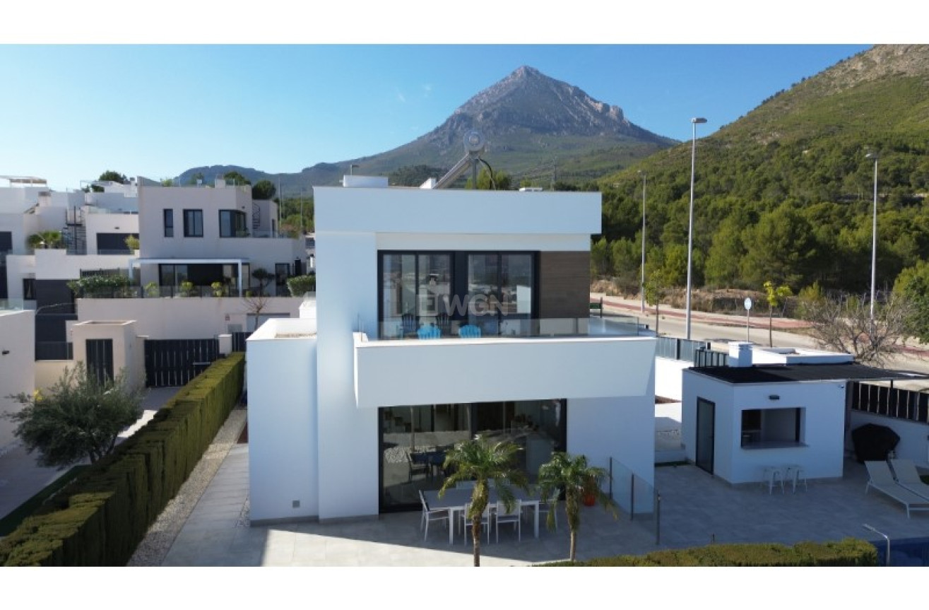 Odsprzedaż - Villa - Polop - Costa Blanca