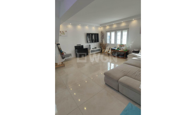 Resale - Villa - Orihuela Costa - La Zenia