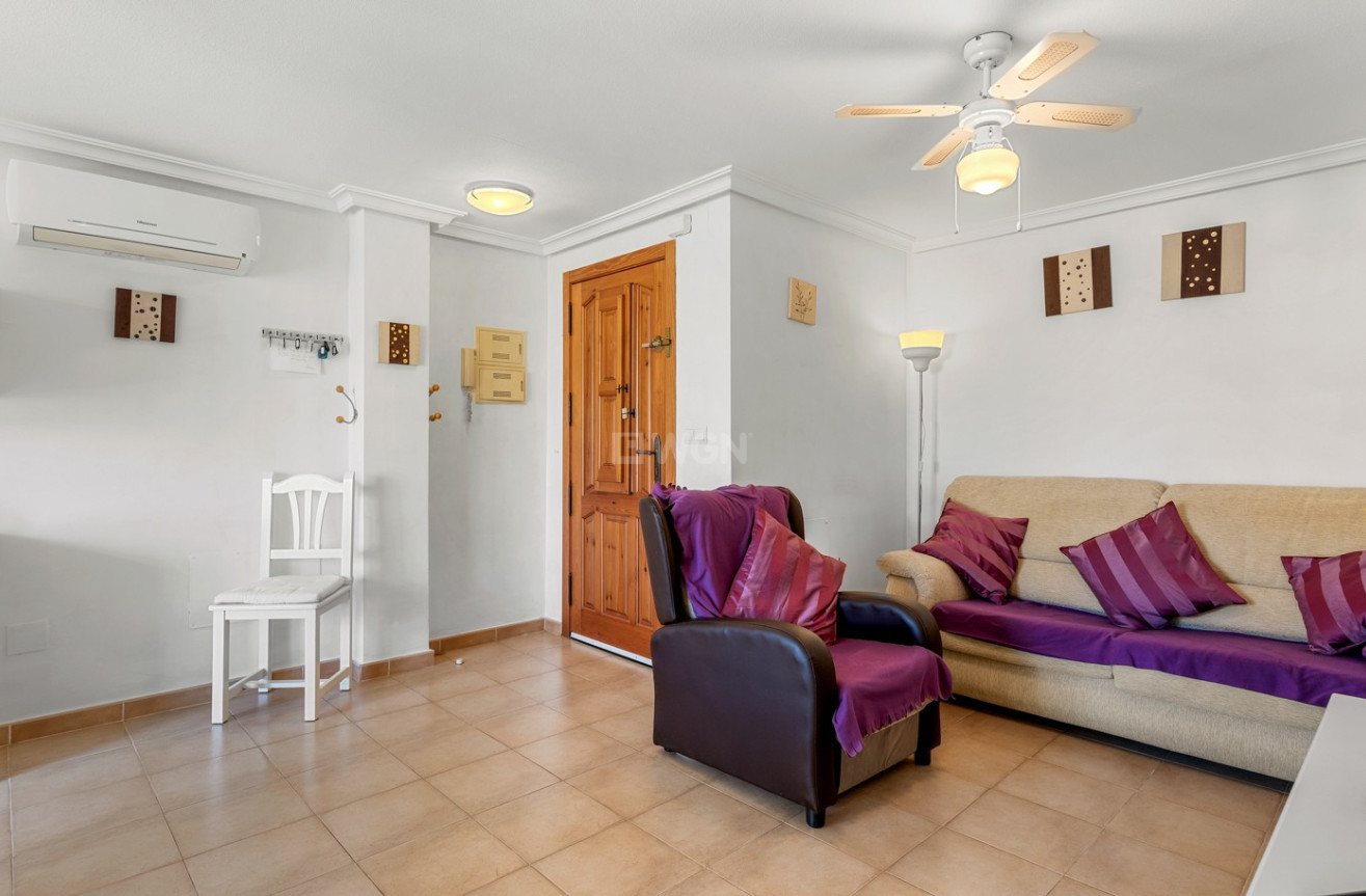 Resale - Apartment / flat - Orihuela - Inland