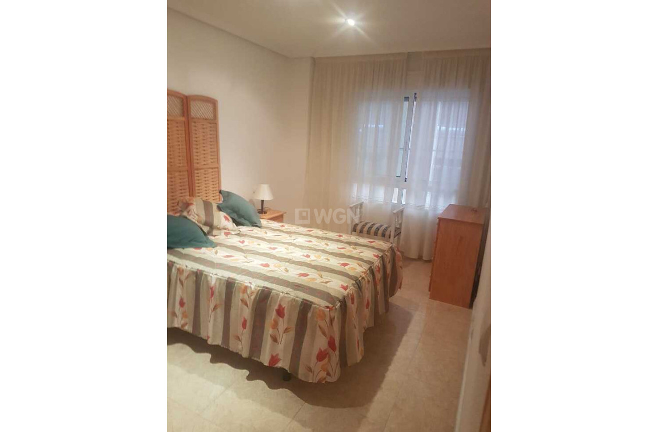 Resale - Apartment / flat - La Mata - Costa Blanca