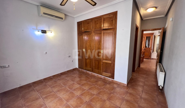 Reventa - Villa - Jacarilla - Inland