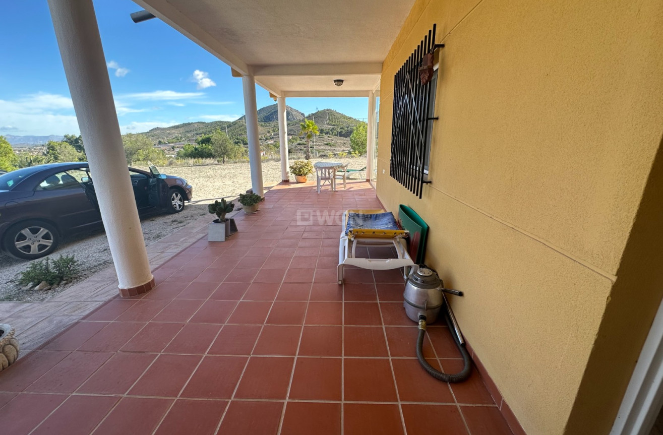 Resale - Villa - Hondón de los Fráiles - Inland