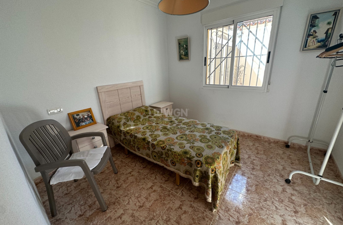 Resale - Villa - Hondón de los Fráiles - Inland