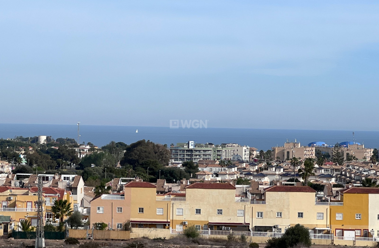 Resale - Apartment / flat - Lomas De Campoamor - Inland